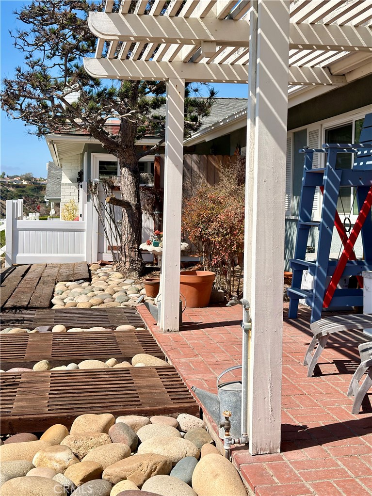320 Camino San Clemente, San Clemente CA 92672 - photo 4