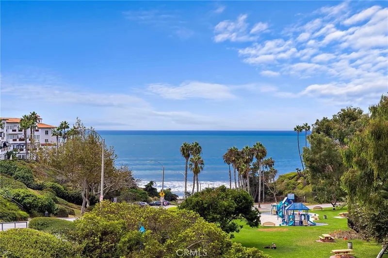 320 Encino Lane 2, San Clemente