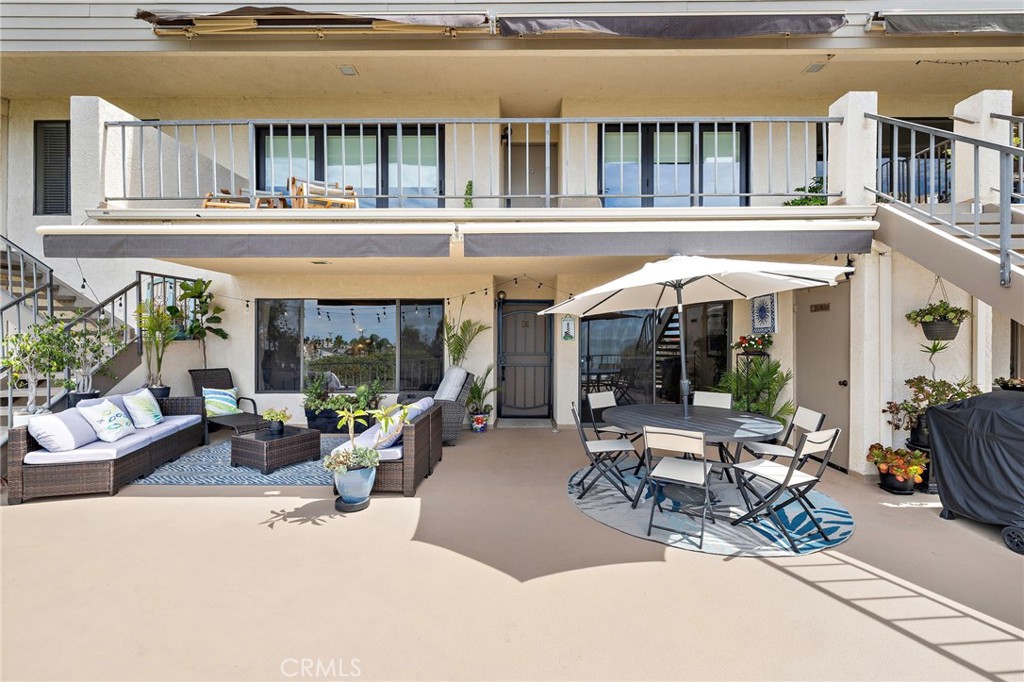 320 Encino Lane 2, San Clemente CA 92672 - photo 3