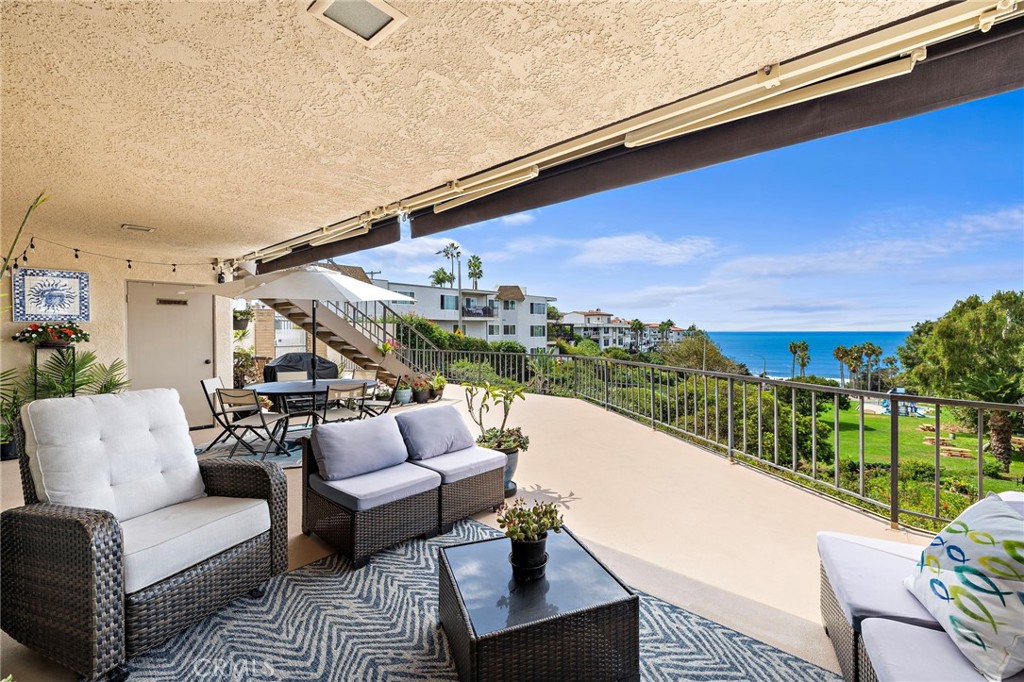 320 Encino Lane 2, San Clemente CA 92672 - photo 7