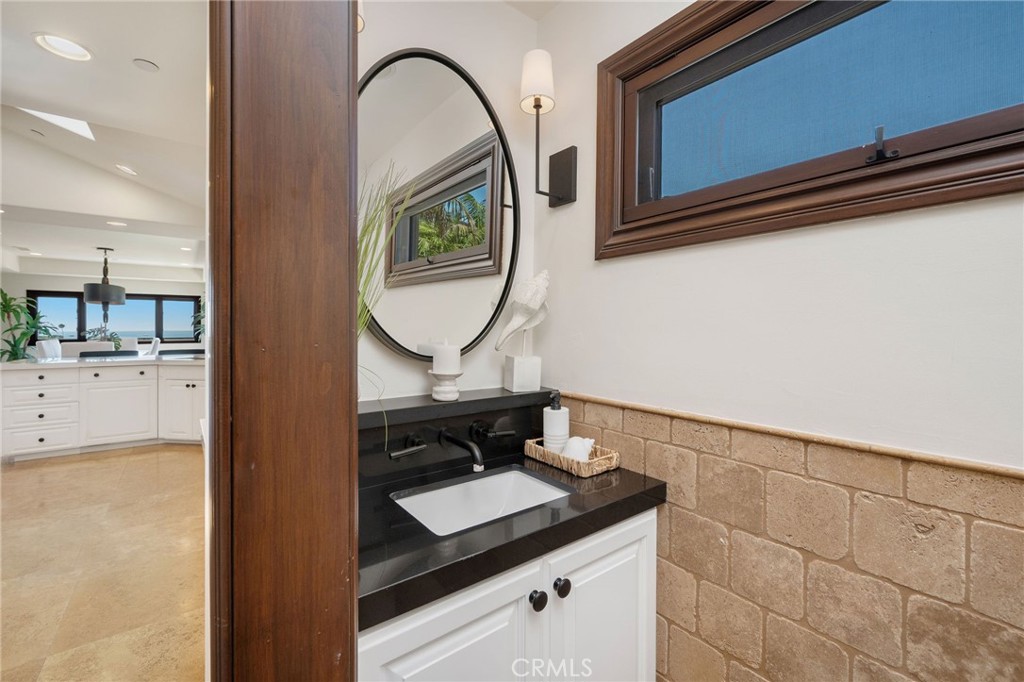 321 Calle Felicidad, San Clemente CA 92672 - photo 28
