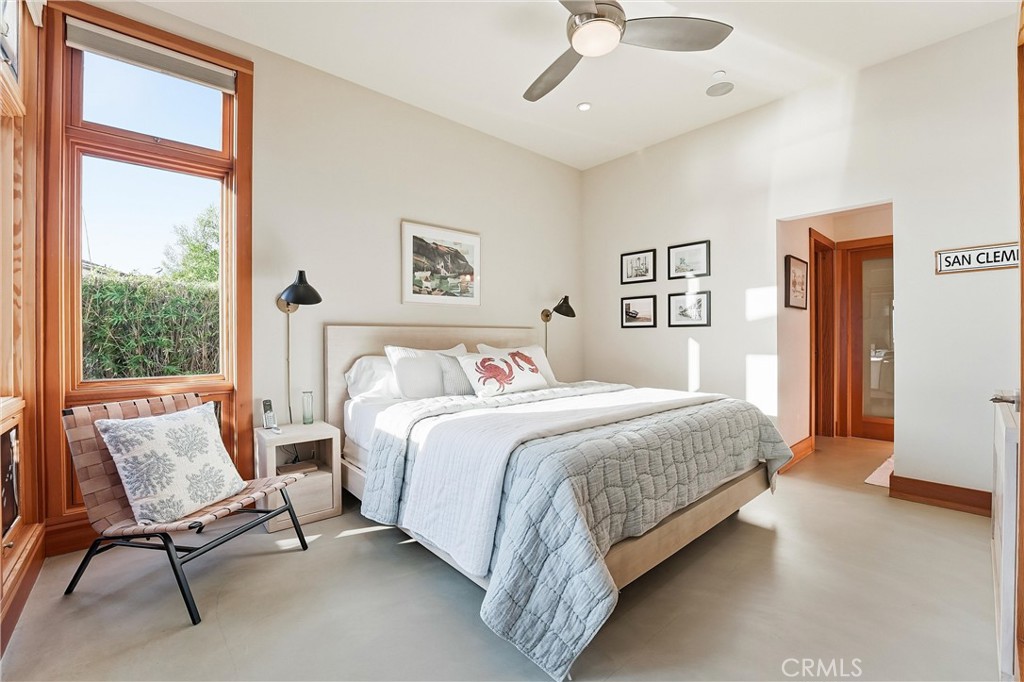 Guest bedroom #1_On main living level - 329 Boca Del Canon, San Clemente CA 92672 - photo 18