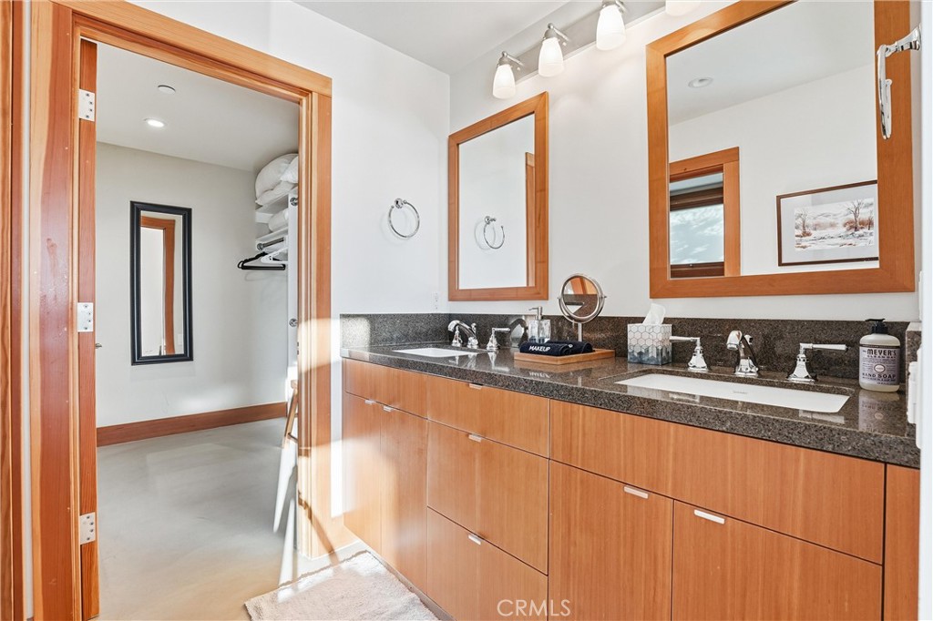 Guest Bath #1_Ensuite - 329 Boca Del Canon, San Clemente CA 92672 - photo 19