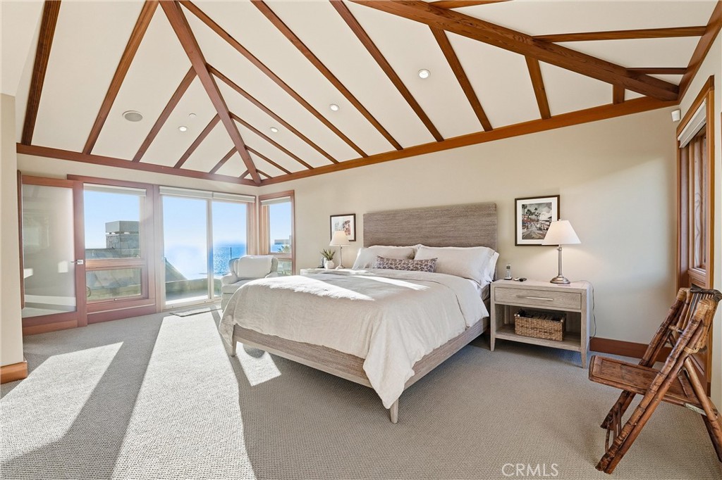 Primary Bedroom with balcony and ocean views! - 329 Boca Del Canon, San Clemente CA 92672 - photo 28