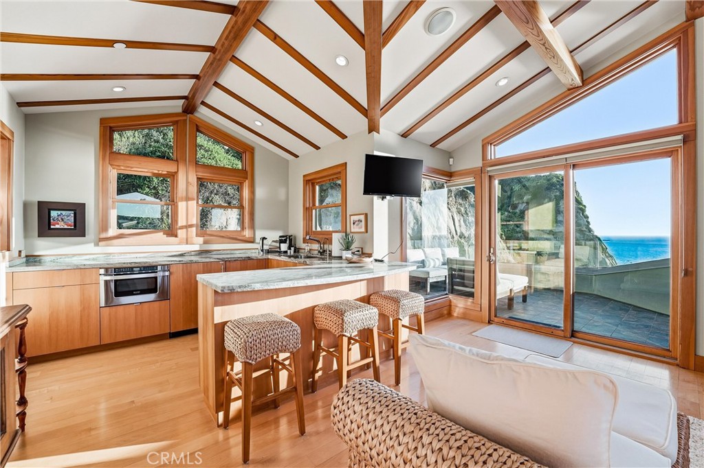Bonus Room with ocean views, full kitchenette and relaxing ocean view balcony! - 329 Boca Del Canon, San Clemente CA 92672 - photo 35