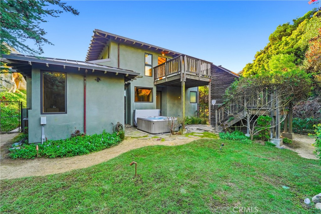 Serene backyard with jacuzzi and 2 outdoor showers - 329 Boca Del Canon, San Clemente CA 92672 - photo 41