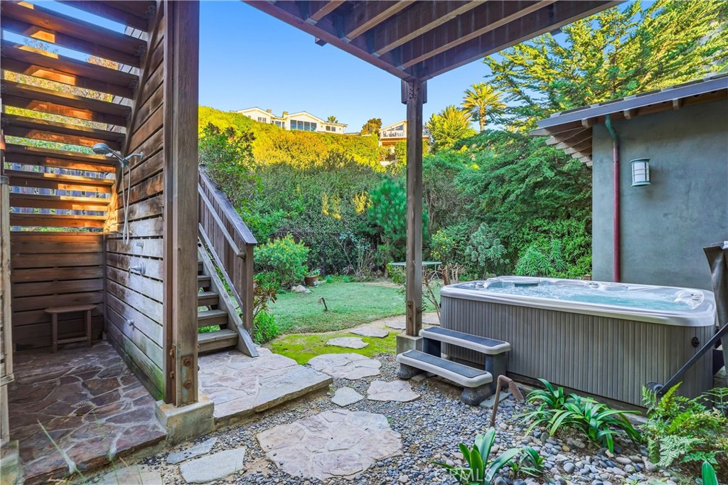 1 of 2 outdoor showers_Perfect after a day at the beach or jacuzzi. - 329 Boca Del Canon, San Clemente CA 92672 - photo 43