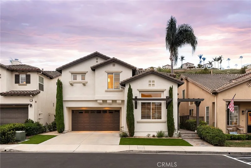 33 Avenida Fortuna, San Clemente, CA 92673