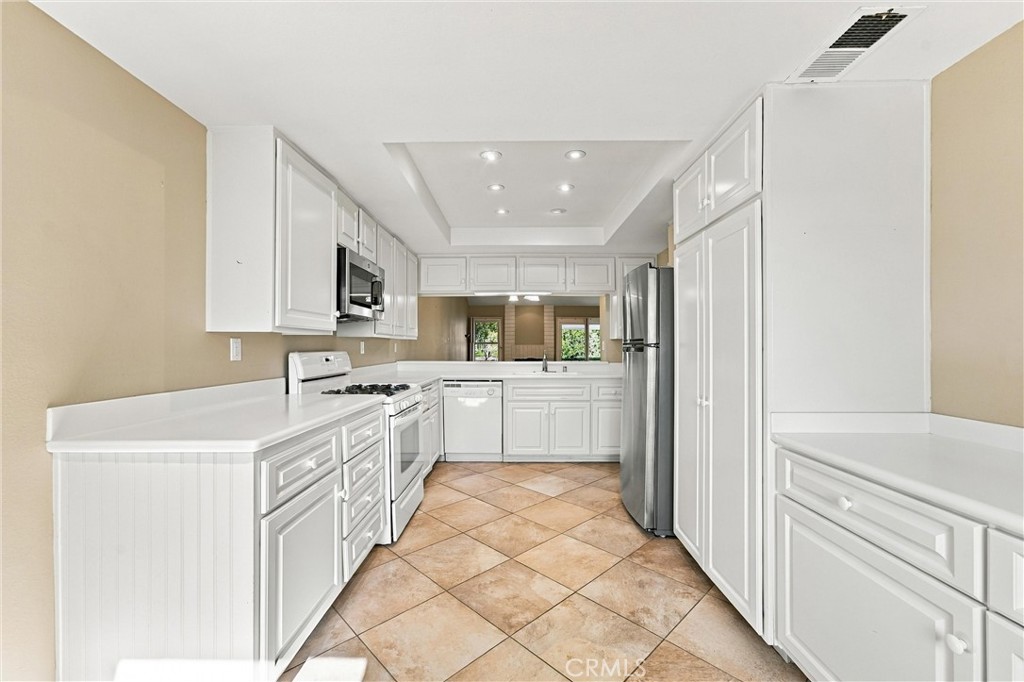 3375 Paseo Halcon, San Clemente CA 92672 - photo 5