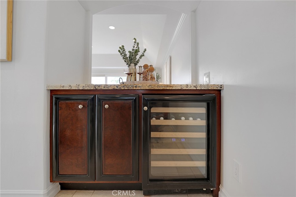 Custom wine bar - 3396 Paseo Halcon, San Clemente CA 92672 - photo 15