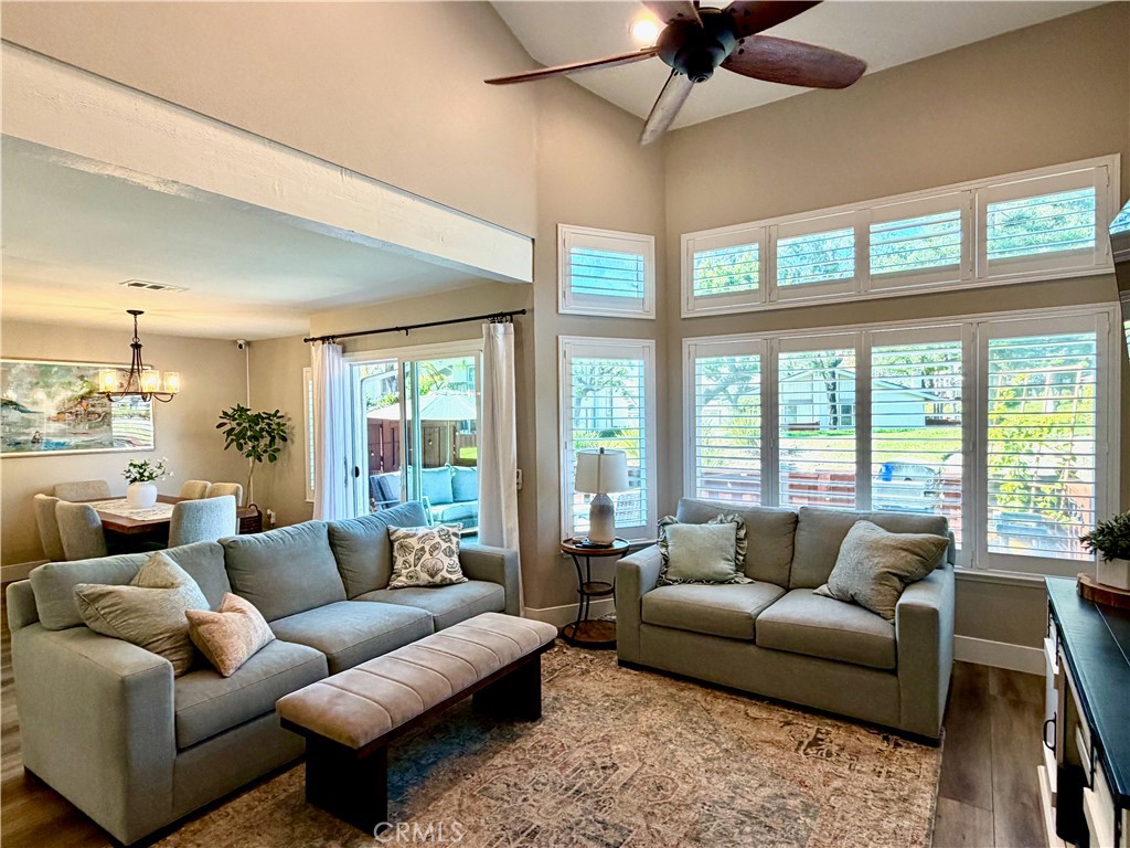 367 Calle Borrego, San Clemente CA 92672 - photo 2