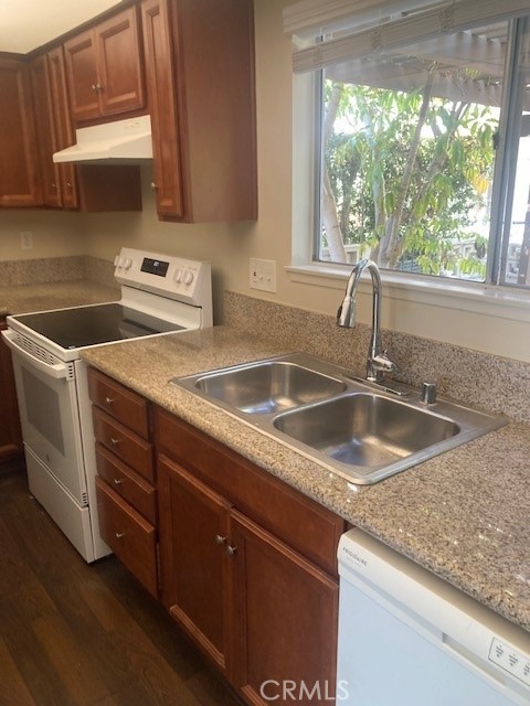 Kitchen - 3722 Calle Casino, San Clemente CA 92673 - photo 10