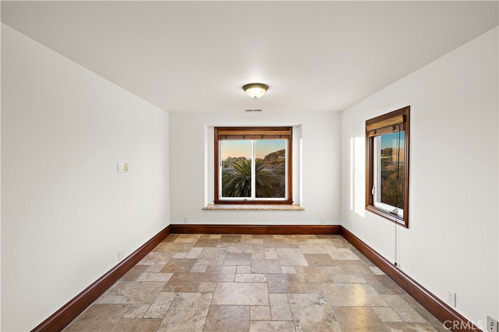 3811 Vista Blanca, San Clemente CA 92672 - photo 20