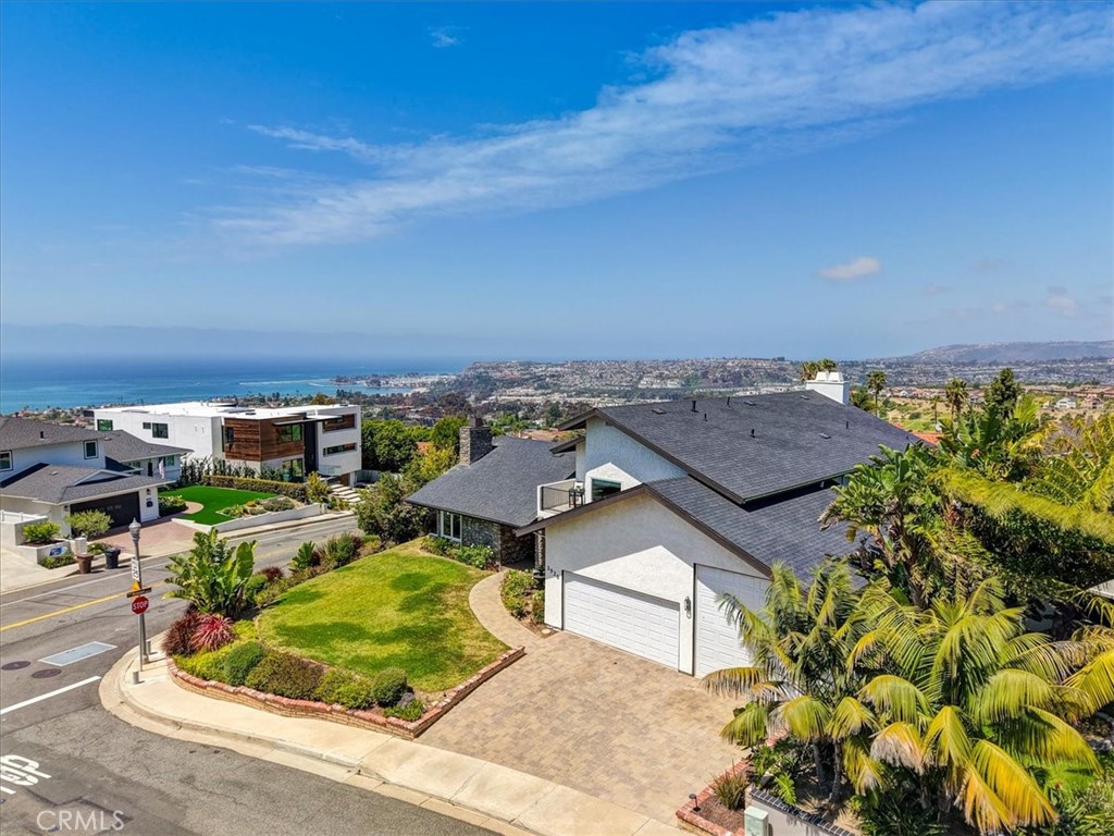 Corner lot, killer views, and not an HOA in sight. Welcome to the Triangle, where three cities meet and the Pacific puts - 3920 Calle Andalucia, San Clemente CA 92673 - photo 1