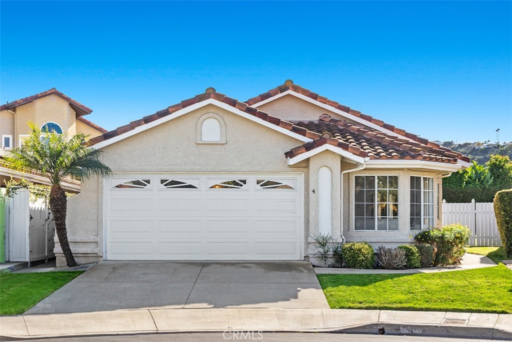 4 Puerto Royal, San Clemente CA 92672 - photo 1