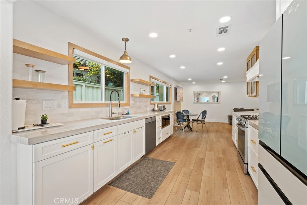 Kitchen - 40 Camino Katia, San Clemente CA 92672 - photo 13