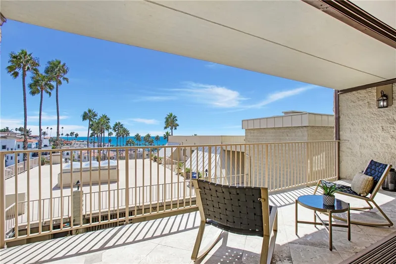 405 Avenida Granada 202, San Clemente, CA 92672