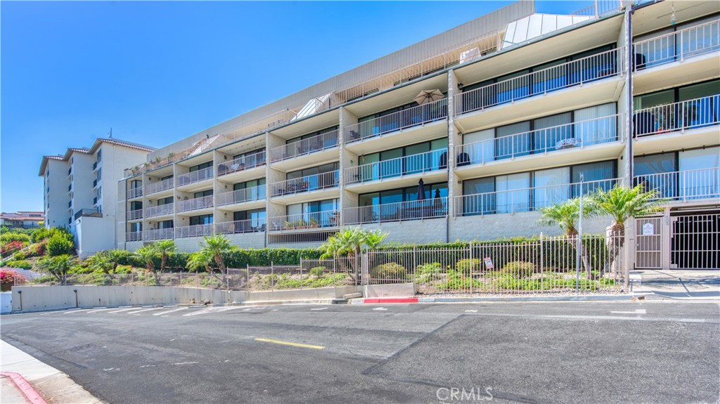 405 Avenida Granada 409, San Clemente CA 92672 - photo 31