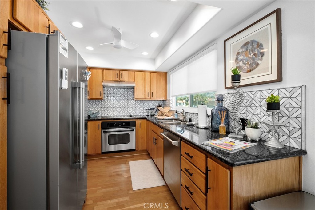 409 Arenoso Lane 12, San Clemente CA 92672 - photo 15