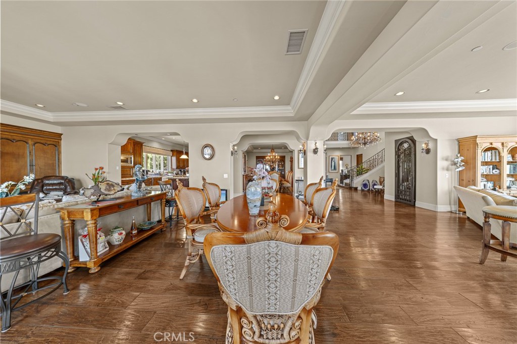 Open-Concept layout with dining area - 41 Marbella, San Clemente CA 92673 - photo 6