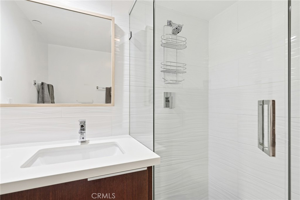 410 Corto Lane E, San Clemente CA 92672 - photo 30