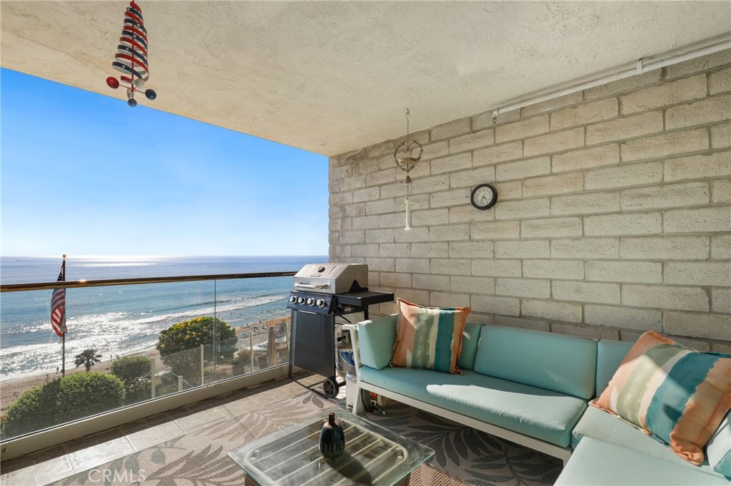 410 Corto Lane E, San Clemente CA 92672 - photo 31
