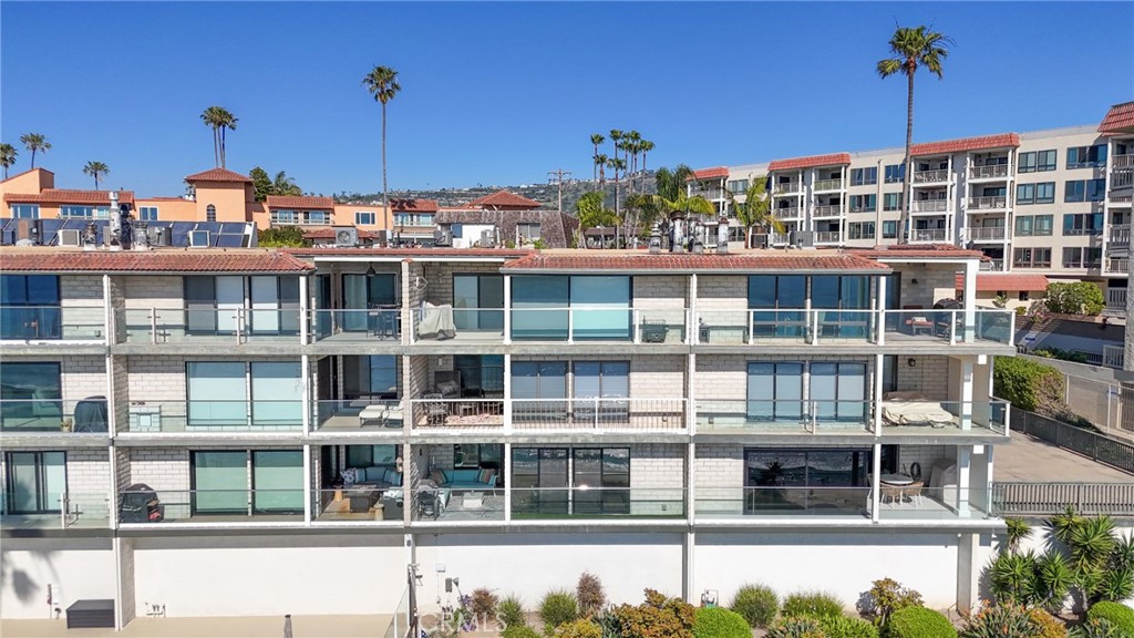410 Corto Lane E, San Clemente CA 92672 - photo 59