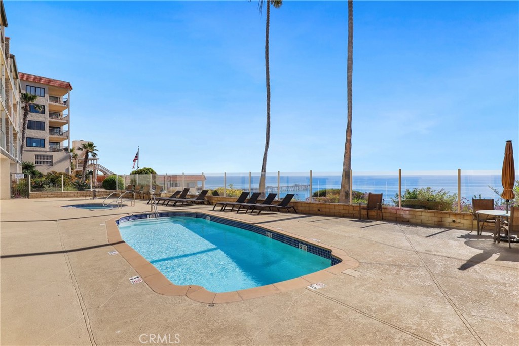 community pool - 410 Corto Lane E, San Clemente CA 92672 - photo 25