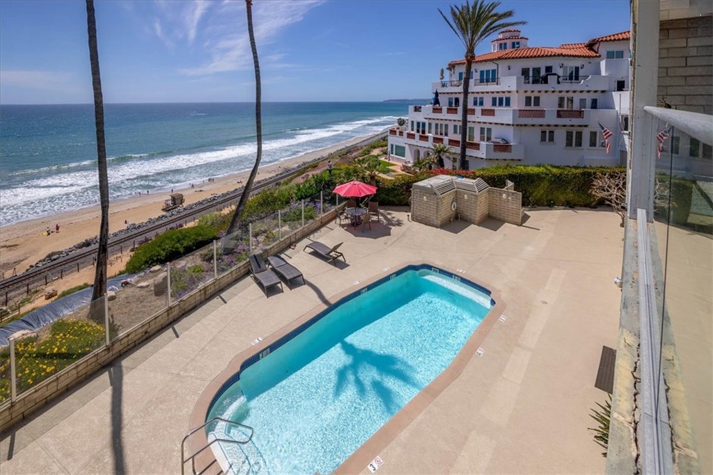 410 Corto Lane I, San Clemente CA 92672 - photo 5