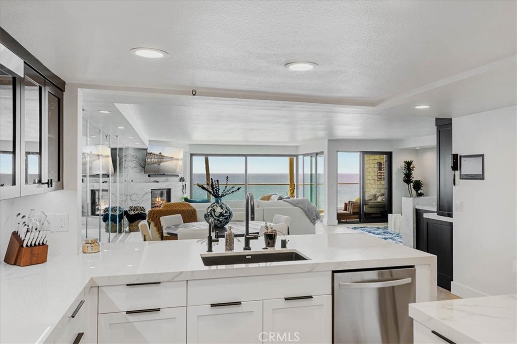 410 Corto Lane I, San Clemente CA 92672 - photo 15