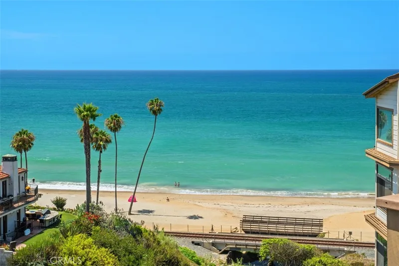 410 Pasadena Ct 15, San Clemente, CA 92672