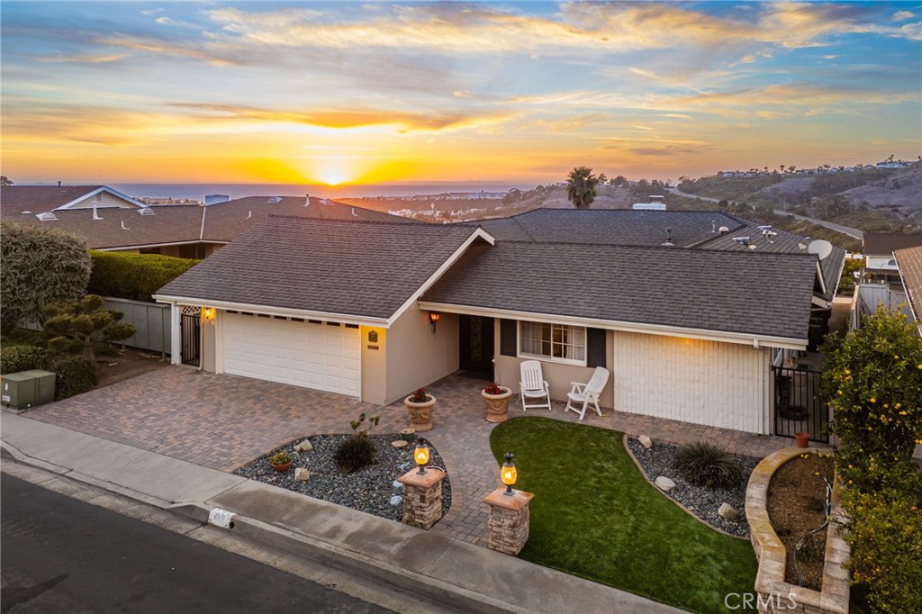 419 Calle Pueblo, San Clemente CA 92672 - photo 1
