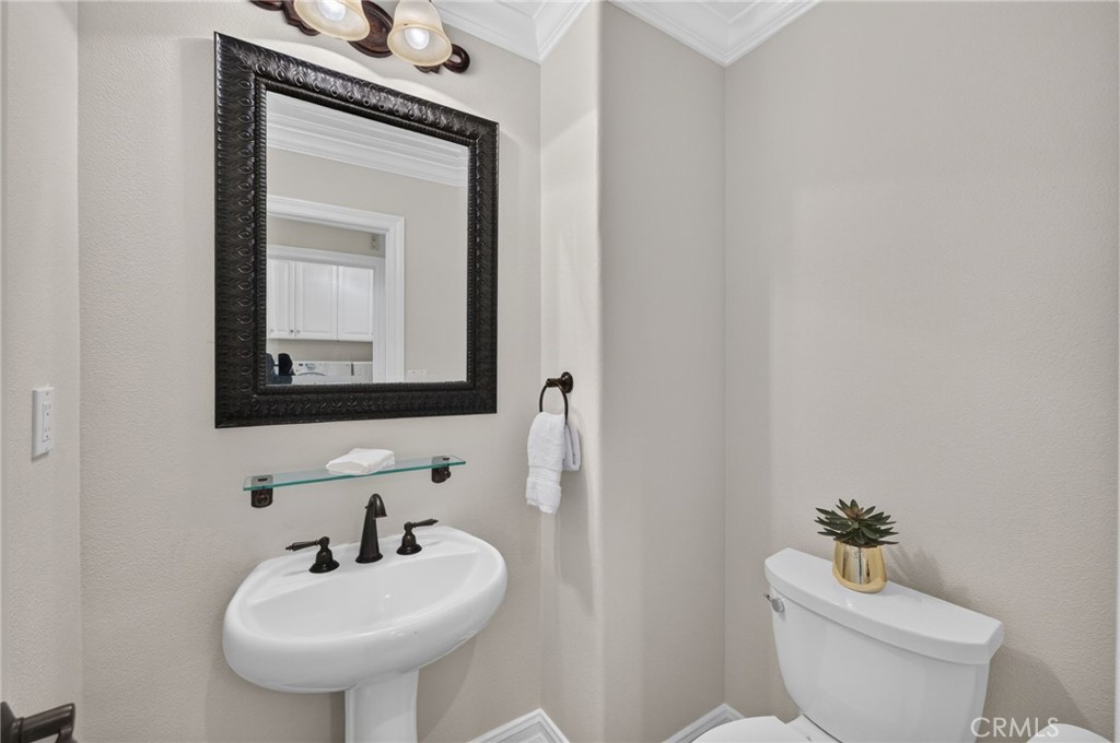 Downstairs Powder Room - 50 Paseo Verde, San Clemente CA 92673 - photo 14