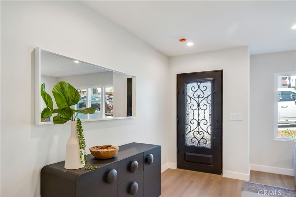 501 Elena Lane B, San Clemente CA 92672 - photo 2