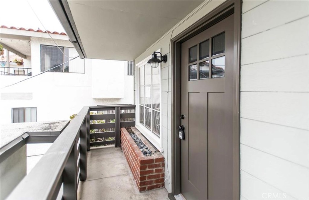 Entry - 507 Avenida Victoria 3, San Clemente CA 92672 - photo 1