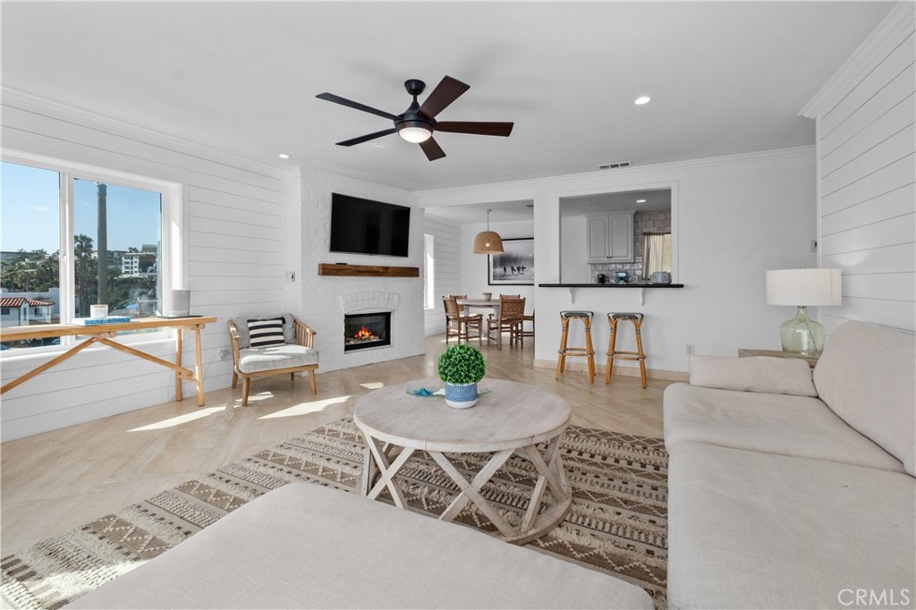 515 Monterey R4, San Clemente CA 92672 - photo 5