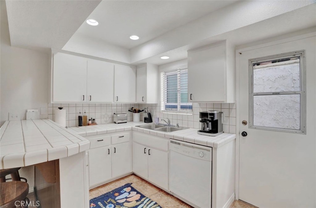 517 Monterey Lane, San Clemente CA 92672 - photo 11