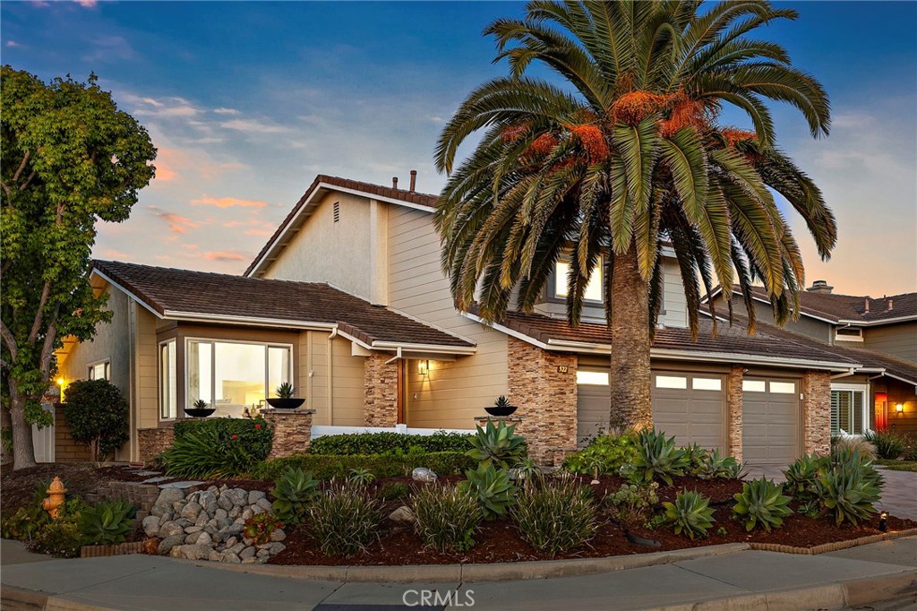 Extra wide corner lot and flat cul de sac - 522 Calle Cuadra, San Clemente CA 92673 - photo 1