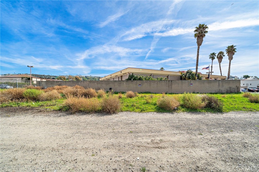 524 E Avenida Pico, San Clemente CA 92672 - photo 7