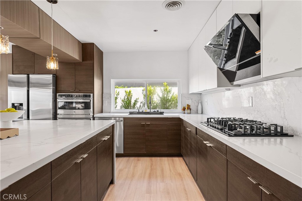 525 E Avenida San Juan, San Clemente CA 92672 - photo 11