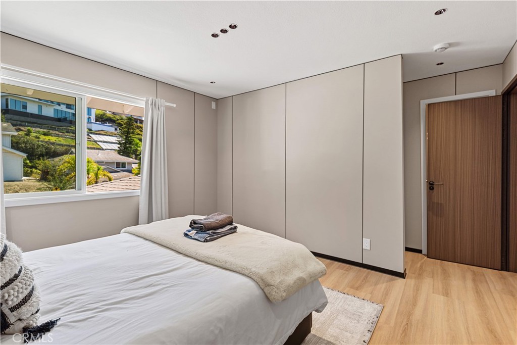 525 E Avenida San Juan, San Clemente CA 92672 - photo 29