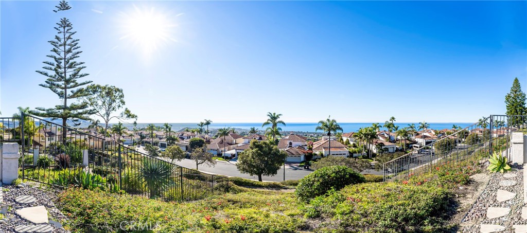 527 Avenida Buenos Aires, San Clemente CA 92672 - photo 1