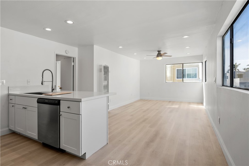 611 Calle Campana 4, San Clemente CA 92673 - photo 1