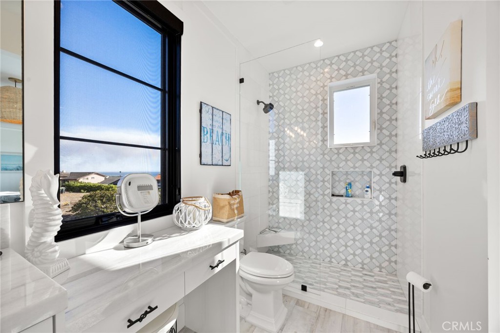 621 Vista Valinda, San Clemente CA 92672 - photo 17