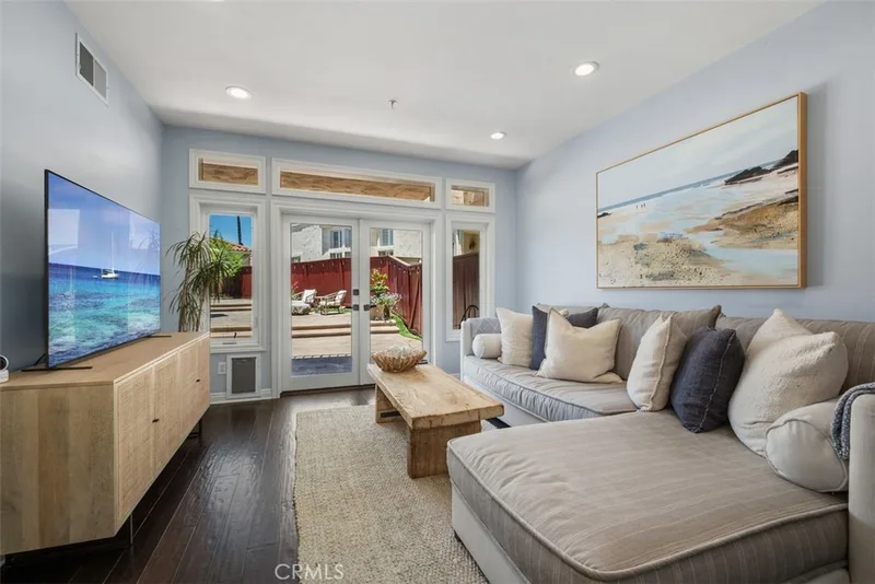 631 Via Presa, San Clemente, CA 92672