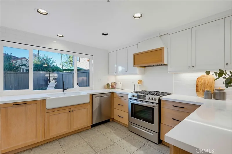 633 Via Presa, San Clemente, CA 92672