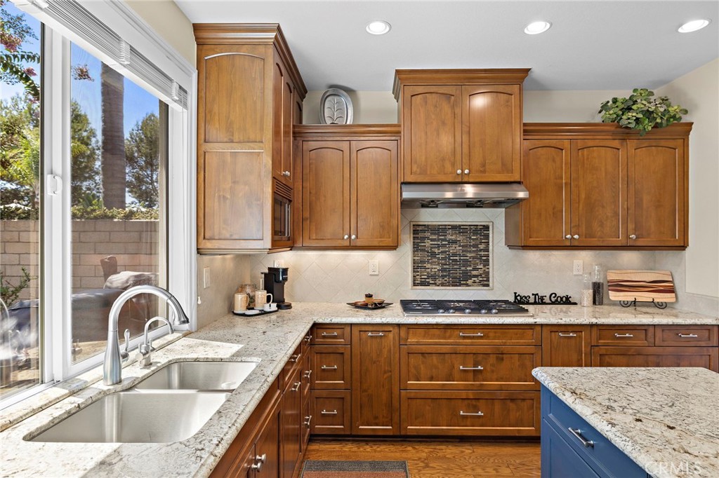 6330 Camino Marinero, San Clemente CA 92673 - photo 11