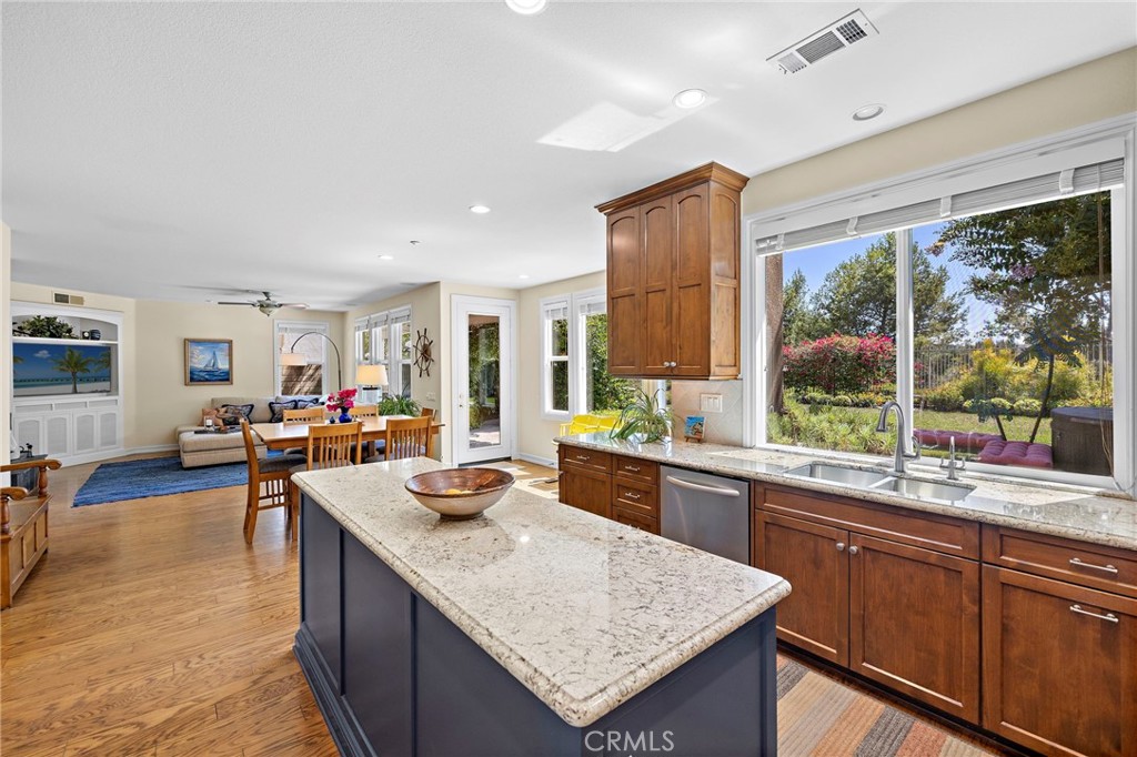 6330 Camino Marinero, San Clemente CA 92673 - photo 12