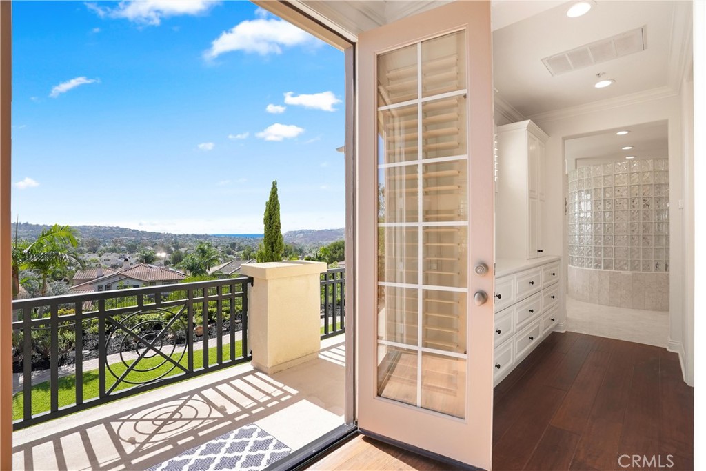 Sweeping views from the balcony offering another peaceful retreat. - 6614 Colina Puesta, San Clemente CA 92673 - photo 25