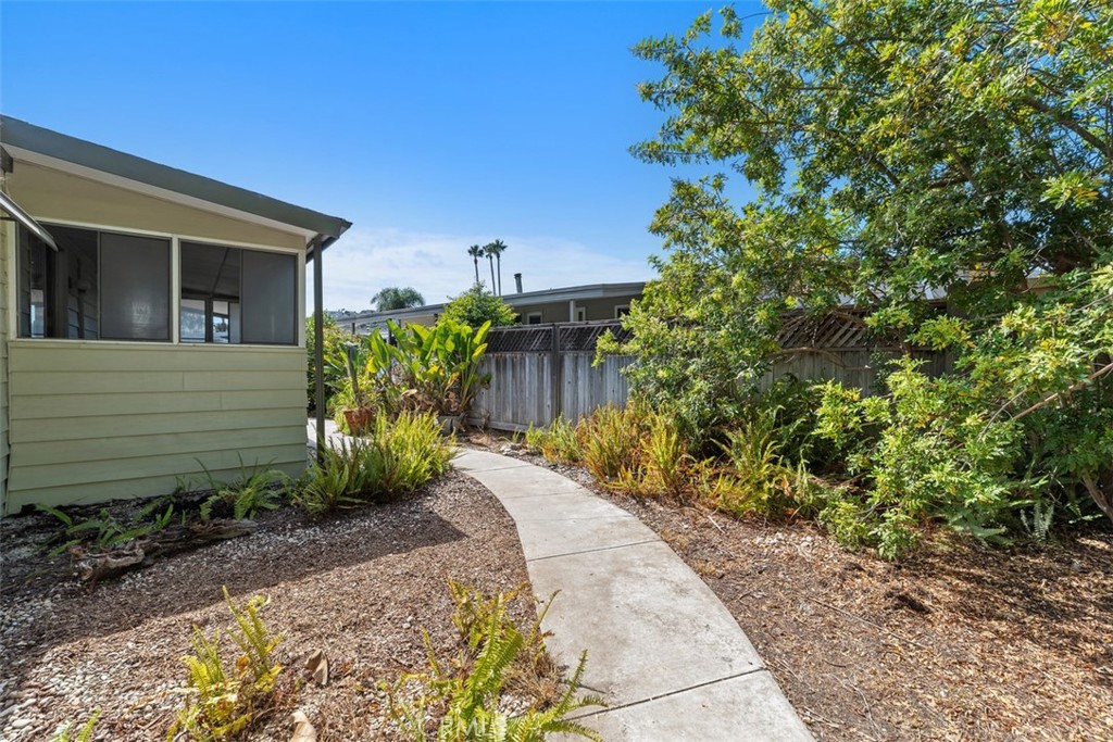 Side Yard - 69 Mira Collado, San Clemente CA 92673 - photo 26